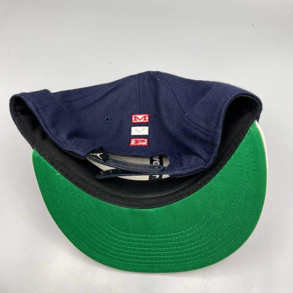 Air Jordan True Hat Men Navy White MVP Embroidered Jumpman Snap‎ Back Cap